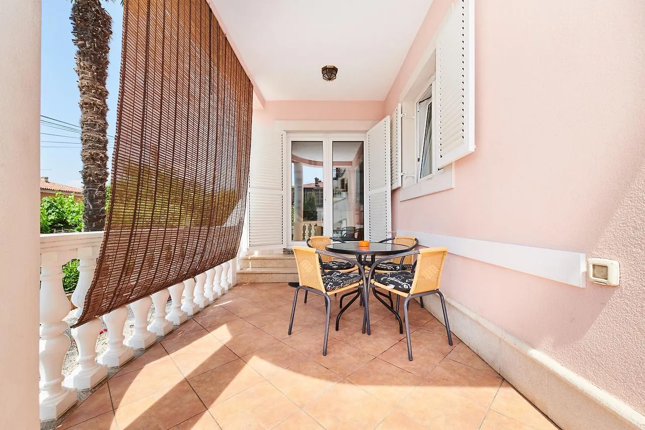 Apartments Angela Umag Croatia