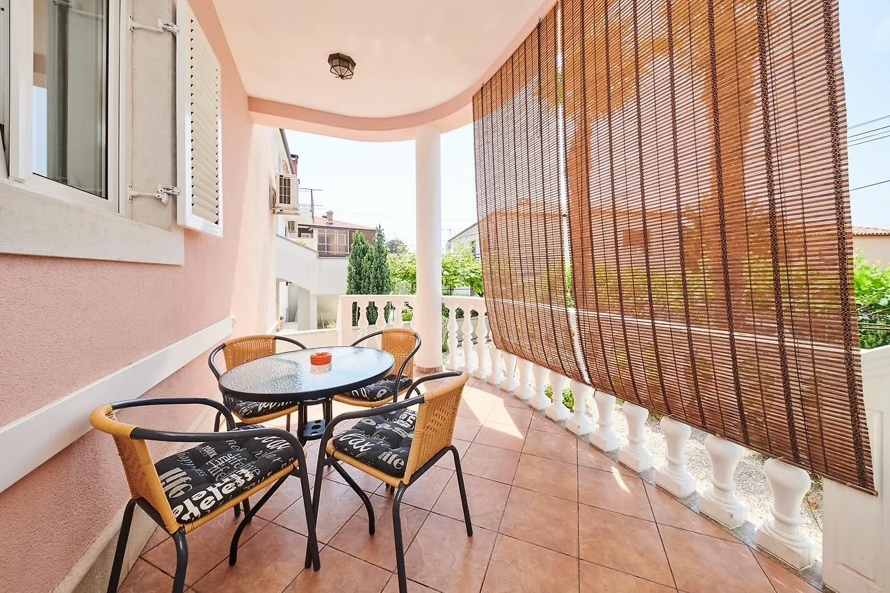 Apartments Angela Umag